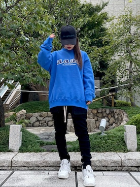 「BlackEyePatch（ブラックアイパッチ）のアイテム（スウェット）」を使った、YU-KA OZAWAさん（レディース・153cm）の秋コーディネート