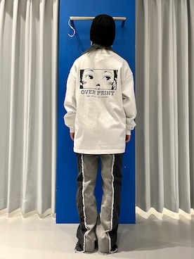 「over print（オーバープリント）のアイテム」を使った、YU-KA OZAWAさん（レディース・153cm）の春コーディネート