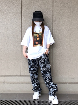 「KaneZ（ケインズ）のアイテム（帽子）」を使った、YU-KA OZAWAさん（レディース・153cm）の夏コーディネート