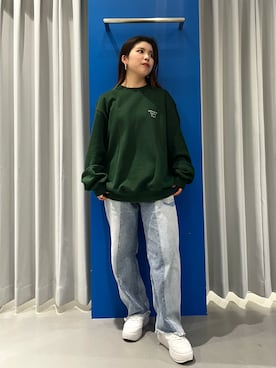 「WHITELAND（ホワイトランド）のアイテム（スウェット）」を使った、YU-KA OZAWAさん（レディース・153cm）の春コーディネート