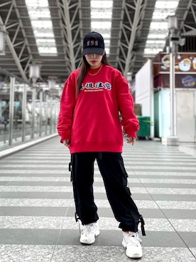 「BlackEyePatch（ブラックアイパッチ）のアイテム（スウェット）」を使った、YU-KA OZAWAさん（レディース・153cm）の秋コーディネート