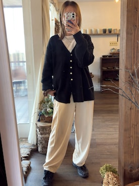 「アイテム（ミリタリージャケット）」を使った、Rerinaさん（レディース・162cm）の秋コーディネート