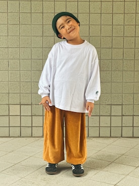 「アイテム（スウェットパンツ、ブラウン系）」を使った、utaさん（キッズ・110cm）の秋コーディネート