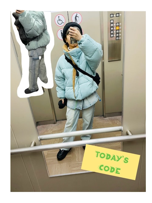 Ameri（アメリ）の「NEON STITCH REMAKE DENIM（デニムパンツ）」 - WEAR