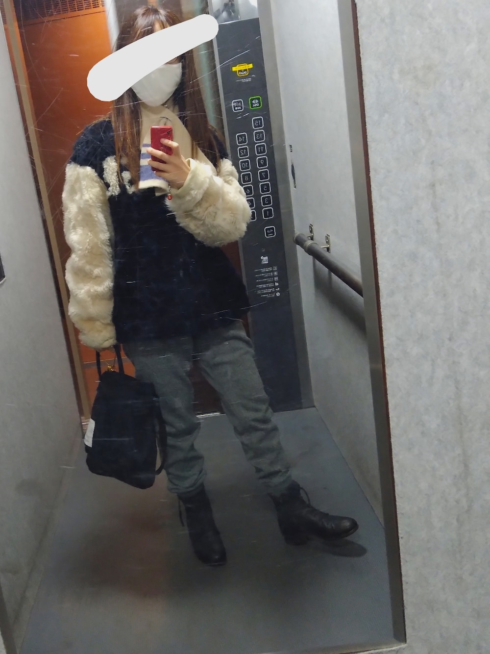 「今日のコーデ、オトナ女子、大人カジュアル、スウェットパンツ、ボアアウター」｜「BEAMS BOYのアイテム（スウェットパンツ、グレー系）」を使った、kyon2さん（レディース・150cm）の冬コーディネートの1枚目の写真
