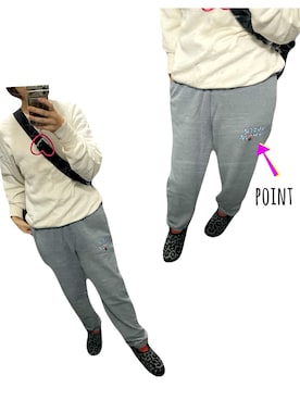 「UNDER ARMOUR（アンダーアーマー）のアイテム」を使った、kyon2さん（レディース・150cm）の秋コーディネート