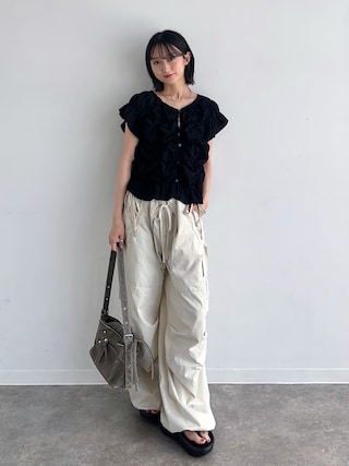 「NOGLE(ノグル)の【NOGLE/ノグル】2wayフリルギャザーブラウス(Tシャツ/カットソー)」を使った、maoさん(レディース・153cm)の夏コーディネート