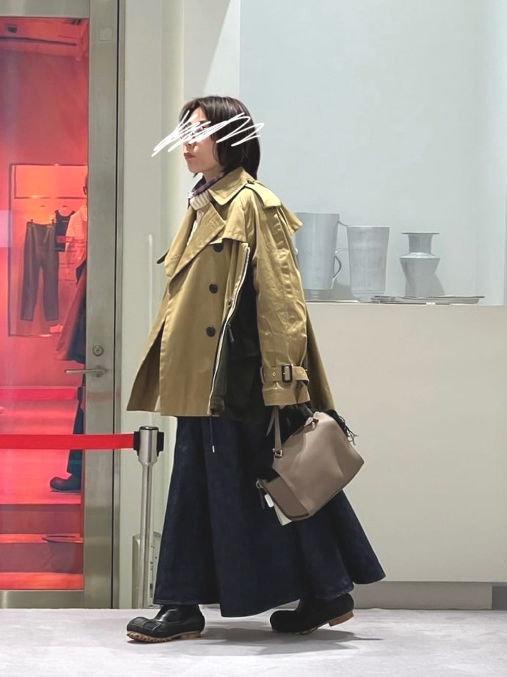 Sacaiのトレンチコートを使った人気ファッションコーディネート