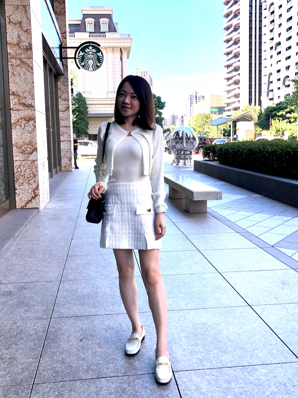 GUCCIのローファー（ホワイト系）を使った人気ファッション