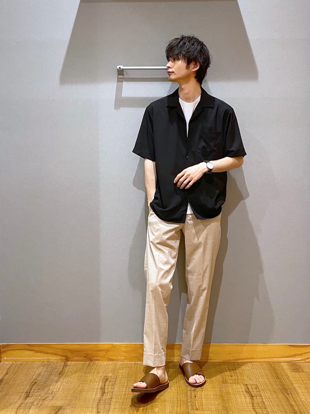 カイテキオープンカラーシャツ半袖/255749を使った人気ファッション