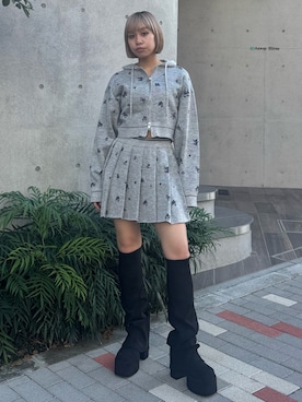「花柄スカート」｜小宮山真代さん（レディース・156cm）の秋コーディネート