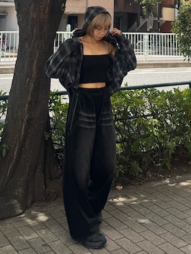 「EMODA（エモダ）のアイテム（キャミソール）」を使った、小宮山真代さん（レディース・156cm）の夏コーディネート