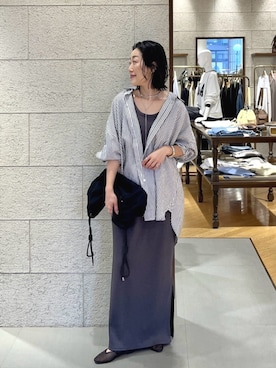 RIVE DROITE officialさんのコーディネート