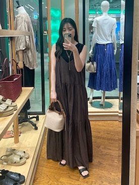 「RIVE DROITE（リヴドロワ）のアイテム（サンダル）」を使った、RIVE DROITE officialさん（骨格ウェーブ・レディース・158cm）の夏コーディネート