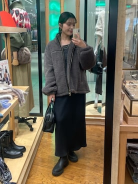 RIVE DROITE officialさんのコーディネート