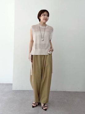 「RIVE DROITE（リヴドロワ）のアイテム（パンツ）」を使った、RIVE DROITE officialさん（レディース・160cm）の春コーディネート