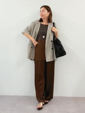 RIVE DROITE officialさんのコーディネート
