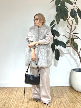 「アイテム（パンプス、イエロー系）」を使った、akko325さん（レディース・156cm）の秋コーディネート