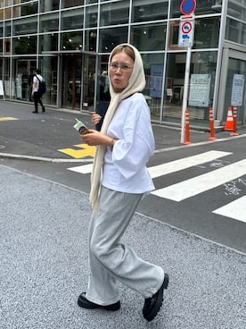 「アイテム（バンダナ/スカーフ）」を使った、akko325さん（レディース・156cm）の秋コーディネート