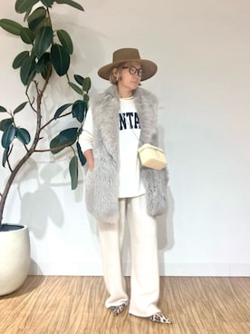 「秋のシャツ着こなし術」｜「アイテム（ベスト）」を使った、akko325さん（レディース・156cm）の秋コーディネート