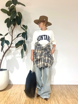 「アイテム（チョーカー）」を使った、akko325さん（レディース・156cm）の秋コーディネート