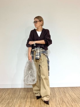 「アイテム（チノパンツ）」を使った、akko325さん（レディース・156cm）の秋コーディネート