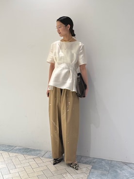 「Whim Gazette（ウィムガゼット）の【Hoaw.】レオパードポインテッドパンプス（パンプス、イエロー系）」を使った、nagisaさん（レディース・163cm）の春コーディネート