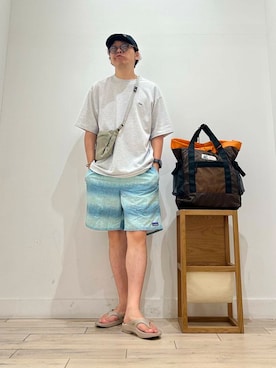「OOFOS（ウーフォス）のアイテム」を使った、君と洋服を繋ぐ者パックマンさん（メンズ・170cm）の夏コーディネート