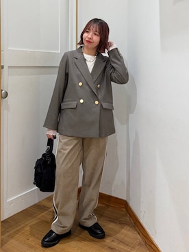 「GLOBAL WORK（グローバルワーク）のクリーンコーデュロイ/トラックパンツ/CLEAN MODE/589312（その他パンツ）」を使った、ミカミさん（レディース・153cm）の秋コーディネート