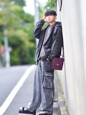 「アイテム（サンダル）」を使った、来夢⠀さん（メンズ・180cm・20代）の秋コーディネート