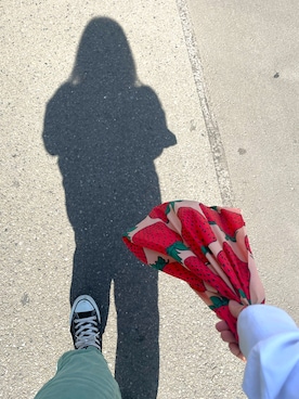 「アイテム（エコバッグ/サブバッグ、レッド系）」を使った、efrghi10さん（レディース・160cm）の春コーディネート