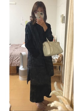 「RANDEBOO（ランデブー）のBoston bag（ショルダーバッグ、ホワイト系）」を使った、やまゆいさん（レディース・160cm）の冬コーディネート