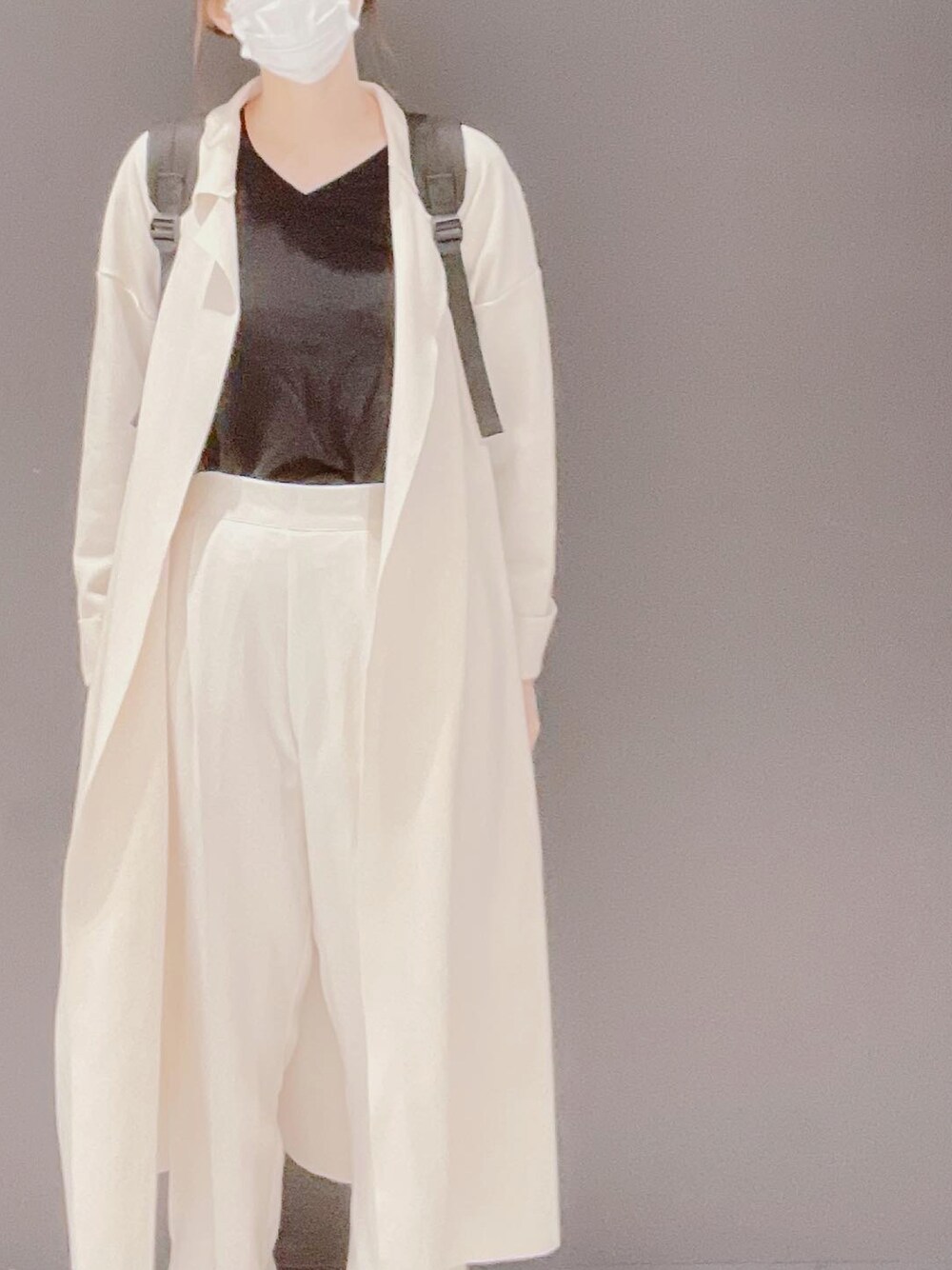 「おしゃれさんと繋がりたい、シンプル、低身長」｜「UNIQLOのアイテム（トップス、ブラック系）」を使った、kimkoolさん（レディース・155cm）の秋コーディネートの1枚目の写真