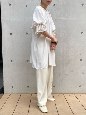 「r.（アールドット）のアイテム（チュニック）」を使った、r.さん（レディース・162cm）の春コーディネート
