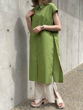 「スリット」｜「アイテム（シャツワンピース）」を使った、r.さん（レディース・158cm）の春コーディネート