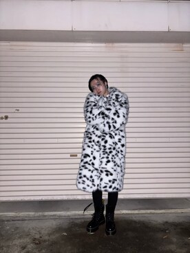 Dr. Martensのアイテムを使った「ダルメシアン柄」の人気ファッション 