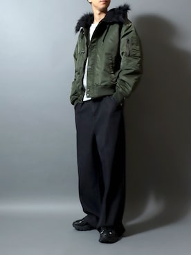 「スラックスパンツ」｜「アイテム（スウェット）」を使った、ANPASさん（メンズ・181cm）の秋コーディネート