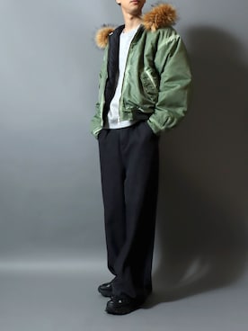 「スラックスパンツ」｜「アイテム（スウェット）」を使った、ANPASさん（メンズ・181cm）の冬コーディネート