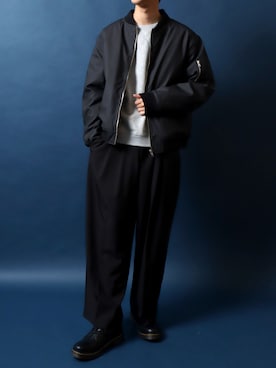 「アイテム（MA-1）」を使った、ANPASさん（メンズ・181cm）の秋コーディネート