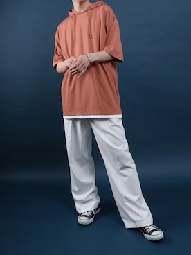 「アイテム（スラックス、ホワイト系）」を使った、Rinanさん（メンズ・178cm）の夏コーディネート
