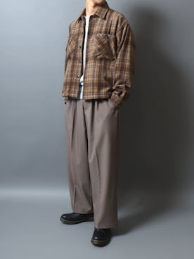 「アイテム（スラックス）」を使った、ANPASさん（メンズ・181cm）の秋コーディネート