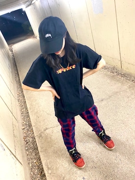 「FR2」｜「アイテム（キャップ）」を使った、🅳'🅱🆂 ​ 🅰🆁🅲🅷さん（レディース・163cm）の秋コーディネート