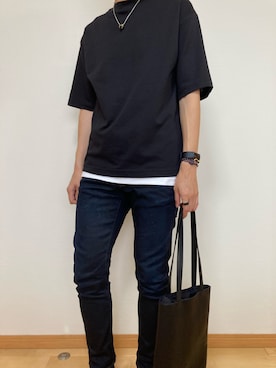 「黒」｜「アイテム（デジタル腕時計）」を使った、あめあられさん（メンズ・171cm）の春コーディネート