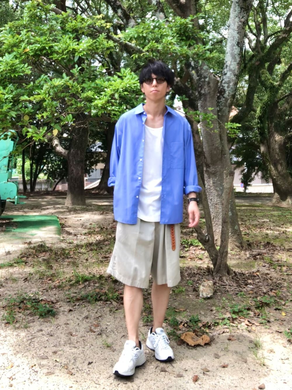 「シンプルコーデ、オトナカジュアル、夏コーデ、LIDnM、UNIQLO U、Llife、New Balance、2002R、WYM、青シャツ、短パン」｜「WYM LIDNMのTENCEL RELAX WIDE SHIRT（シャツ/ブラウス、ブルー系）」を使った、kazu0102yさん（メンズ・174cm）の夏コーディネートの1枚目の写真