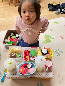 「CONVERSE（コンバース）のアイテム（スウェット）」を使った、shoyoiさん（キッズ・80cm）の冬コーディネート