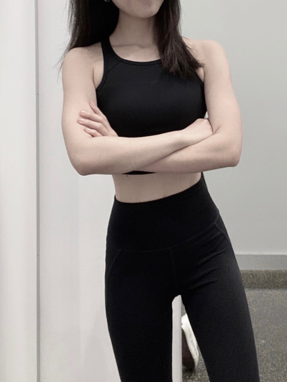 「ootd、STYLE、fitness、simple、simple style、blogger、Designer」｜「Lululemon Athleticaのアイテム（パンツ、ブラック系）」を使った、Ddddmyingさん（レディース・163cm）の夏コーディネートの1枚目の写真