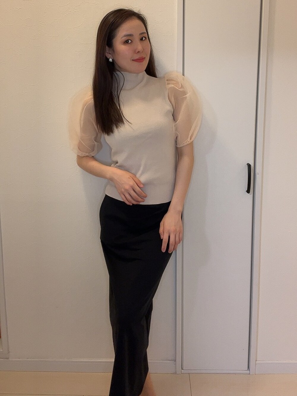 「盛り袖、モリ袖、もり袖、大人かわいい、おしゃれさんと繋がりたい」｜「GRLのアイテム（その他トップス、ベージュ系）」を使った、高野 和さん（レディース・165cm）の春コーディネートの1枚目の写真