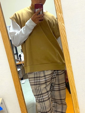 「AZUL（アズール）のアイテム（スラックス）」を使った、とうまさん（メンズ・172cm）の秋コーディネート
