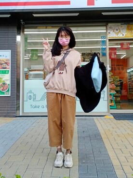 莊凱芩さんのコーディネート