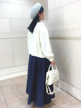 「襟付きトップス」｜「アイテム（ハンチング/ベレー帽）」を使った、Ayaさん（レディース・153cm）の冬コーディネート